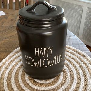 Rae Dunn HAPPY HOWLOWEEN